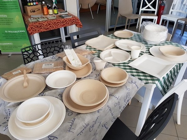 7#5101 Stock di attrezzature per catering e ristoranti in vendita - foto 422