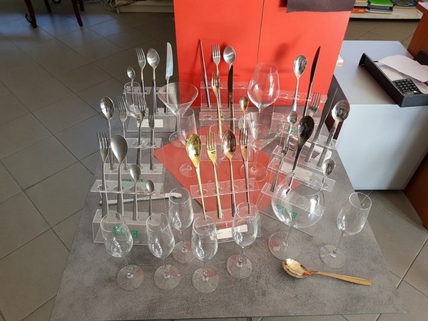 7#5101 Stock di attrezzature per catering e ristoranti in vendita - foto 426
