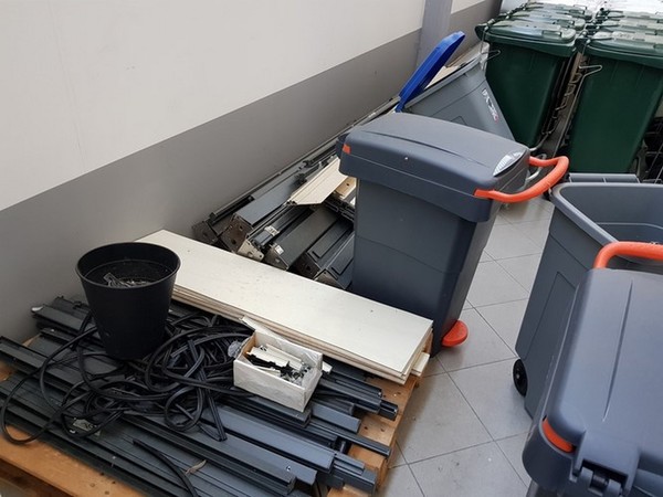7#5101 Stock di attrezzature per catering e ristoranti in vendita - foto 438