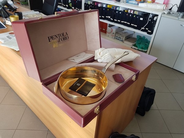 7#5101 Stock di attrezzature per catering e ristoranti in vendita - foto 472