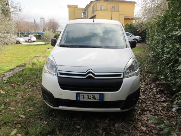 1#5102 Autocarro Citroen Berlingo in vendita - foto 1