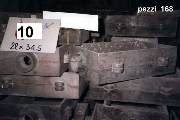 3#5106 Staffe per fonderia a terra in vendita - foto 2