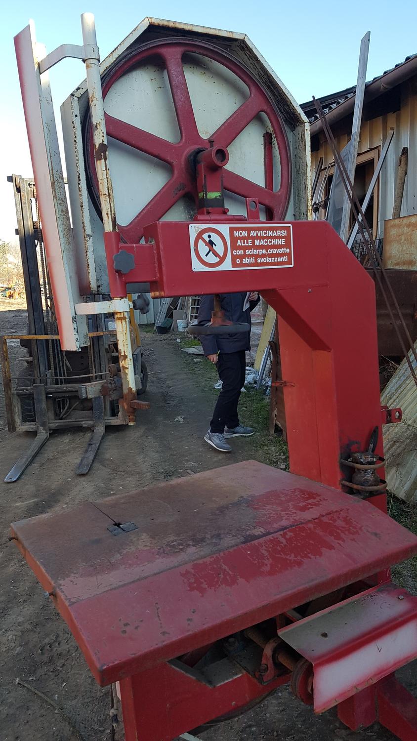 Lot Band saw