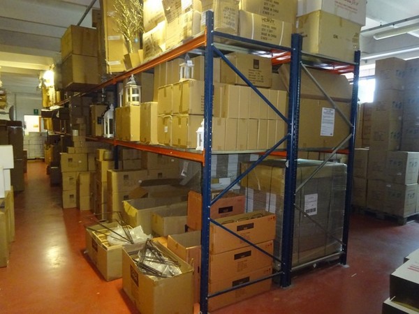Logistica in vendita