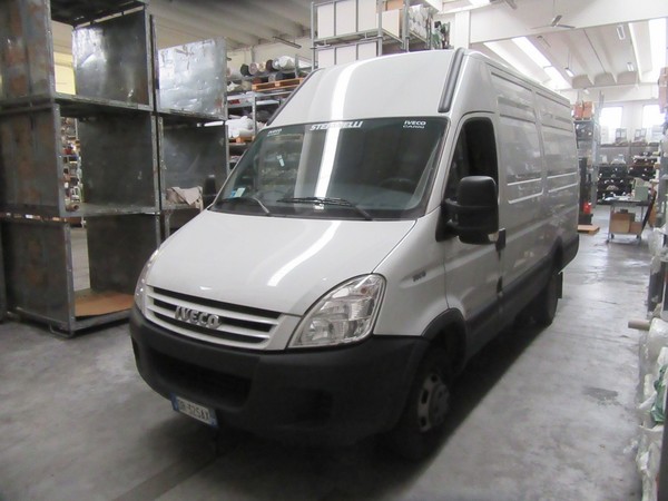 1#5113 Autocarro Iveco 35VE4 in vendita - foto 1