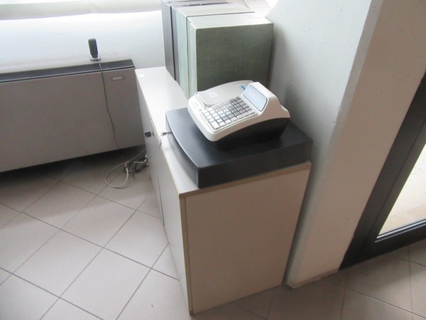 10#5113 Arredi ed attrezzatura elettronica in vendita - foto 9