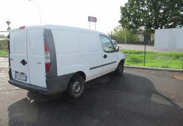 12#51130 Autocarro Fiat Doblò in vendita - foto 2