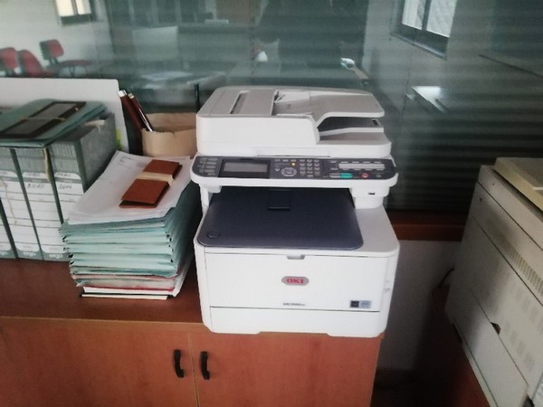 17#5122 Attrezzature e arredi per ufficio in vendita - foto 15