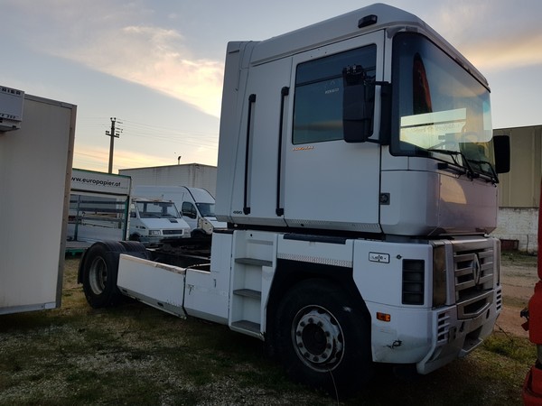 Autocarri in vendita