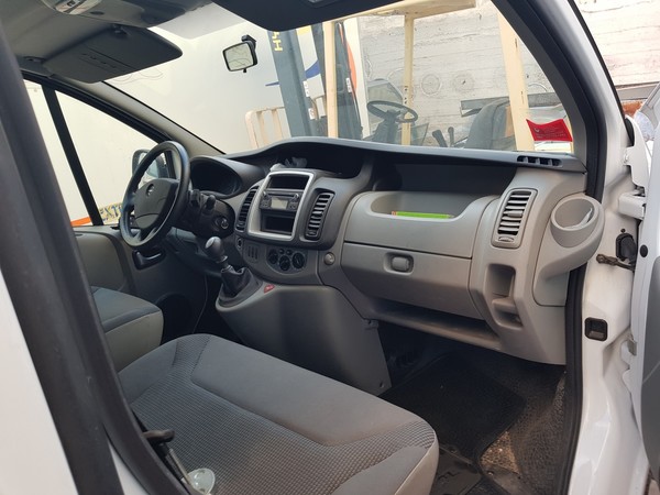 6#5138 Autovettura Opel Vivaro in vendita - foto 3