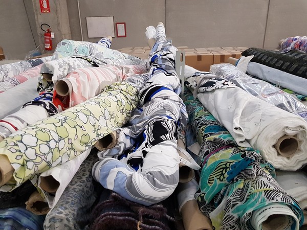 2#5140 Magazzino tessuti in vendita - foto 7