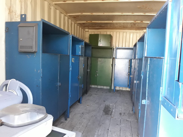 10#5141 Tavoli da lavoro e armadi da officina in vendita - foto 1