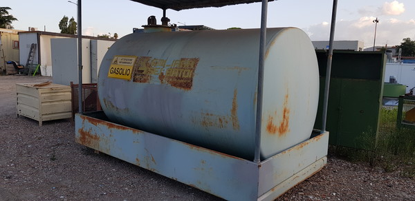 12#5141 Serbatoio carburante 5000 litri in vendita - foto 2