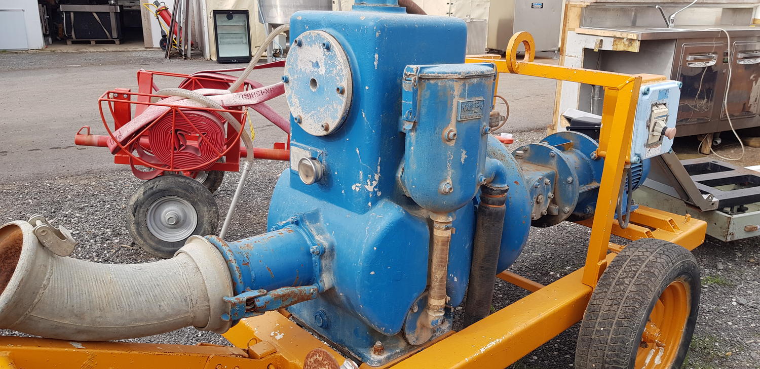 Lot Wellpoint electric pump