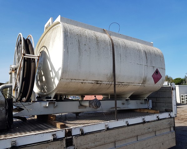 42#5141 Cisterna carburante da 7000 litri in vendita - foto 1