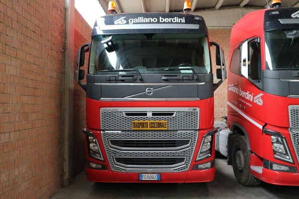 1#5147 Trattore stradale Volvo in vendita - foto 1