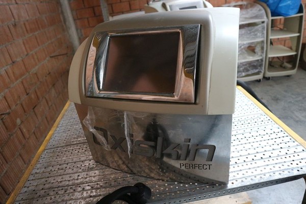 1#5148 Macchinari per trattamenti estetici in vendita - foto 7
