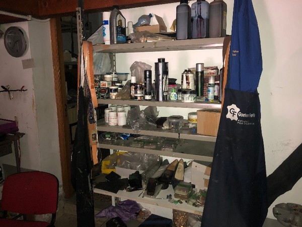 8#5149 Arredi e Attrezzature per calzolaio in vendita - foto 15