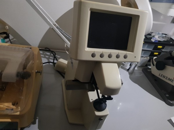 10#5157 Attrezzatura per negozio di ottica in vendita - foto 17