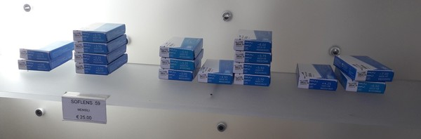 12#5157 Lenti a contatto e confezioni soluzione salina in vendita - foto 4
