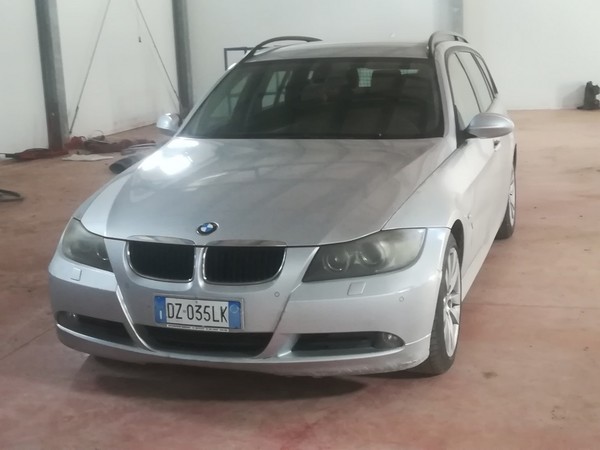 2#5169 Autovettura BMW 320d in vendita - foto 3