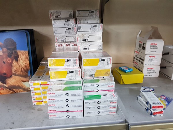 1#5173 Articoli da regalo e cancelleria in vendita - foto 140