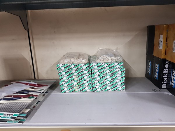 1#5173 Articoli da regalo e cancelleria in vendita - foto 179