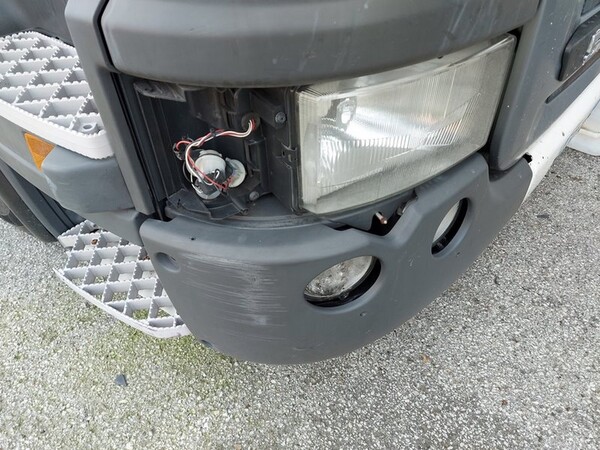 87#5174 Motrice Scania per semirimorchio in vendita - foto 3