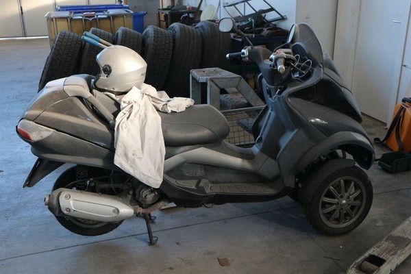 26#5175 Motociclo Piaggio MP3 in vendita - foto 2
