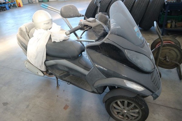 26#5175 Motociclo Piaggio MP3 in vendita - foto 5