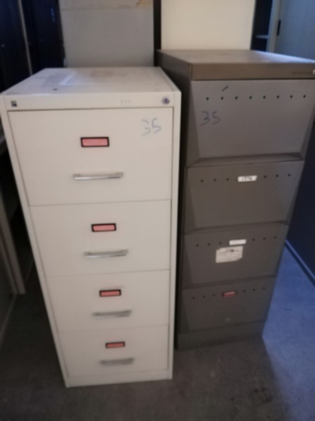 35#5184 Mobili metallici per ufficio in vendita - foto 1