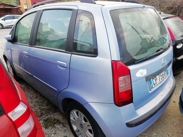 10#5189 Autovettura Fiat Idea in vendita - foto 3