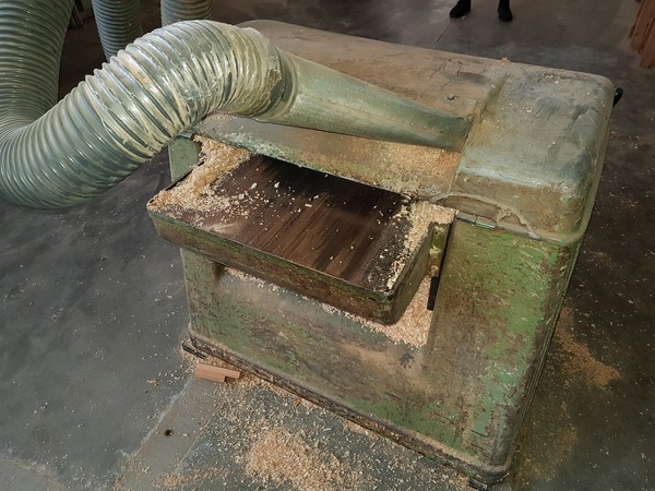 23#5191 Macchine per la lavorazione degli infissi in legno da rottamare. in vendita - foto 3