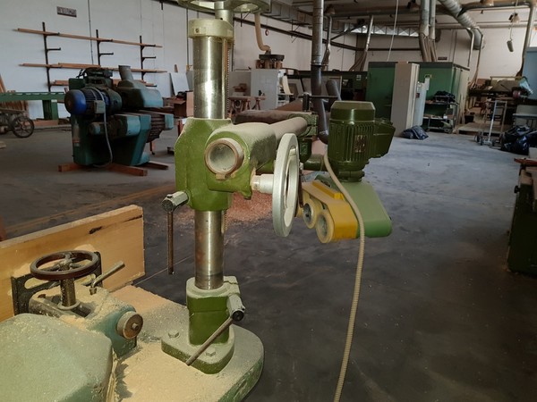 23#5191 Macchine per la lavorazione degli infissi in legno da rottamare. in vendita - foto 15