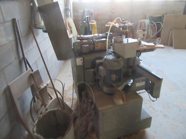 11#5195 Attrezzature lavorazione sedie in legno in vendita - foto 12