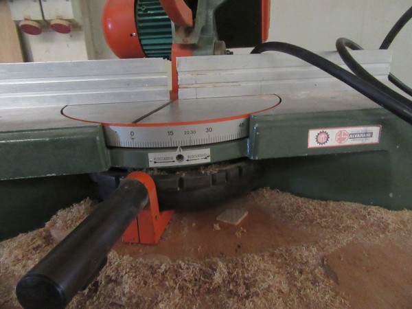 11#5195 Attrezzature lavorazione sedie in legno in vendita - foto 20