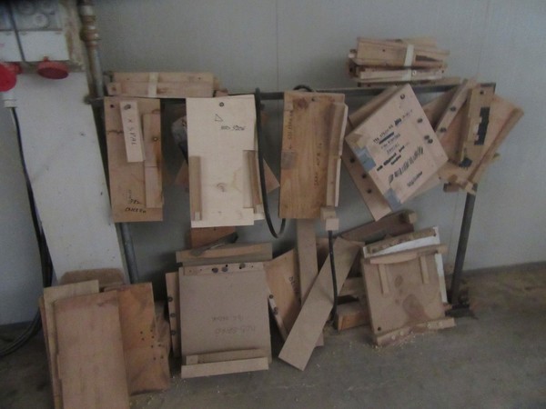11#5195 Attrezzature lavorazione sedie in legno in vendita - foto 37
