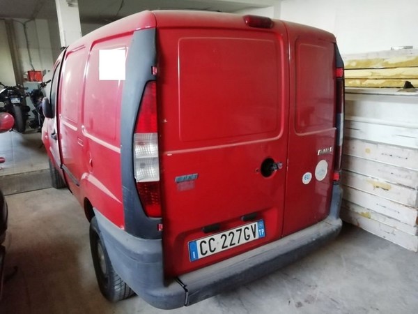 1#5201 Autocarro Fiat Doblò e attrezzature in vendita - foto 3