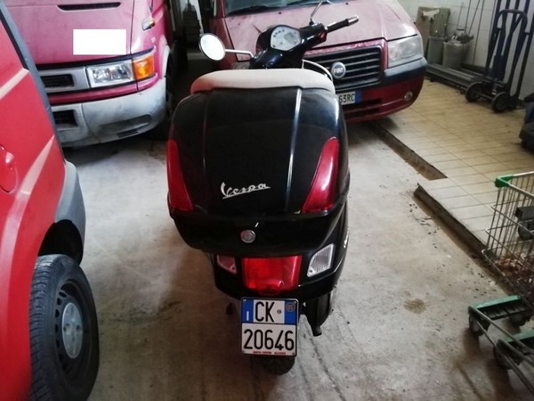 4#5201 Vespa Piaggio GTS 250 in vendita - foto 5