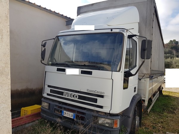 Autocarri in vendita
