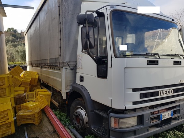 1#5202 Autocarro Iveco in vendita - foto 2