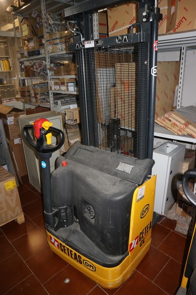 34#5203 Carrelli elevatori elettrici in vendita - foto 10