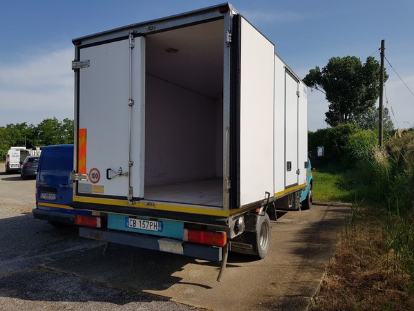 2#5220 Furgone Mercedes 413 in vendita - foto 5