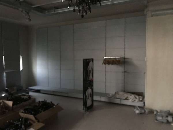 14#5221 Arredi e accessori per negozio sportivo in vendita - foto 51