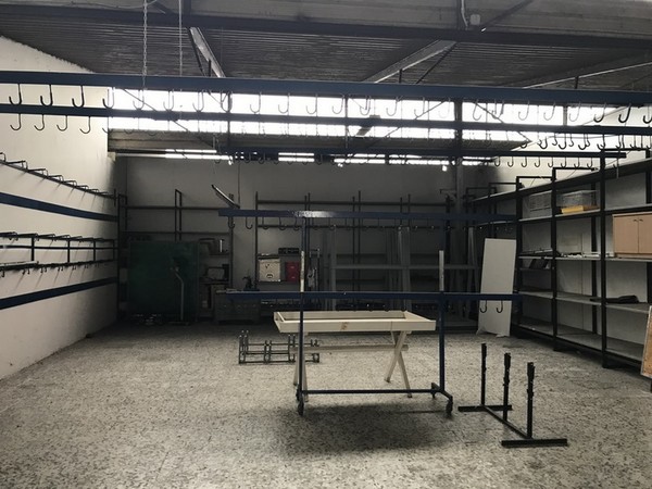 Logistica in vendita