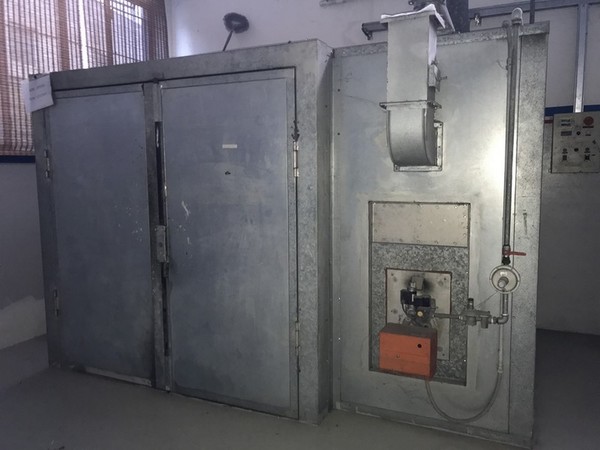 7#5221 Postazione di verniciatura con forno in vendita - foto 12
