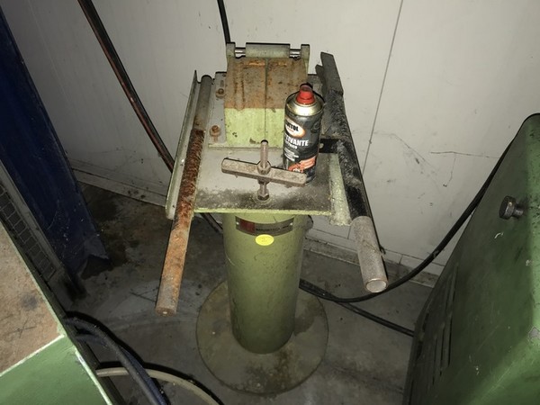 8#5221 Attrezzature officina in vendita - foto 9