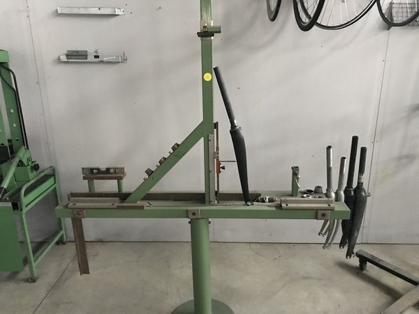 8#5221 Attrezzature officina in vendita - foto 98