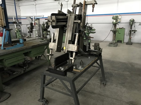 8#5221 Attrezzature officina in vendita - foto 99