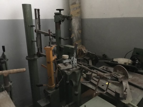 8#5221 Attrezzature officina in vendita - foto 130